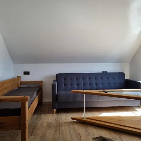 Hannzi Hurka شقة *